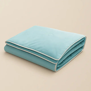 THERMIQ™ Cooling Blanket | Advanced Cooling Moisture-Wicking Fabric | OEKO-TEX® Certified and Hypoallergenic | Machine